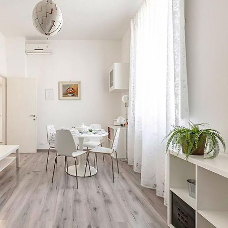 Coliseum View - Diana'S House By Rentbeat Apartment Rome Bagian luar foto